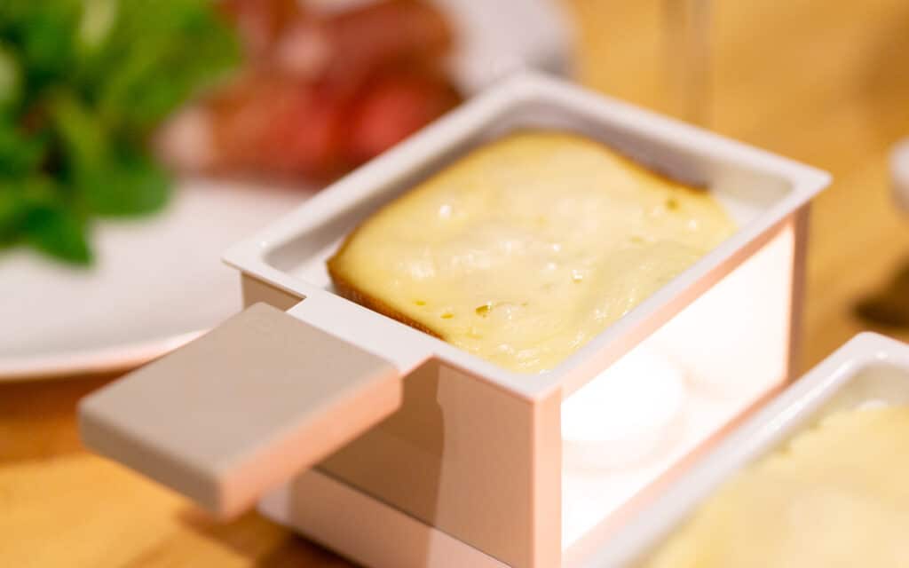 découvrez l'été fondu, une saison où les couleurs vives et les plaisirs gourmands se mélangent pour créer des souvenirs inoubliables. plongez dans des activités en plein air, des recettes rafraîchissantes et des moments de partage. profitez de chaque instant pendant cette période estivale magique!